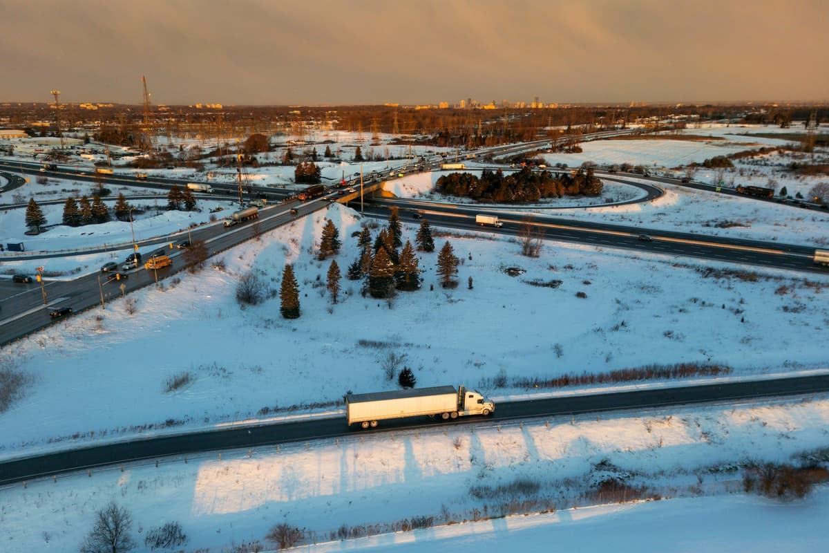 Full Truckload (FTL)